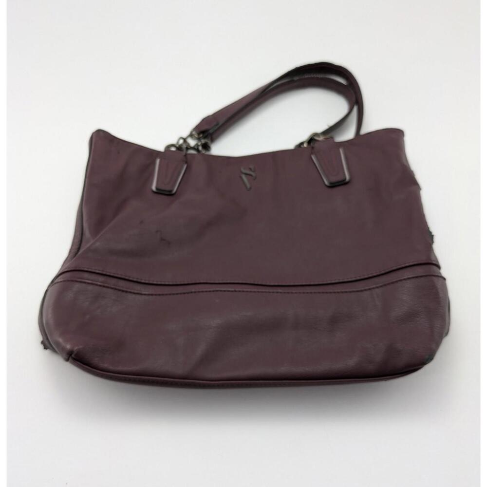 Simply Vera Wang Burgundy Faux‎ Leather Handbag Purse Tote Magnetic Close